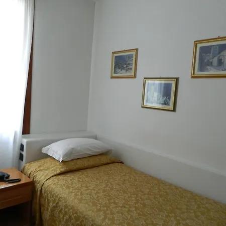 Hotel Roma
