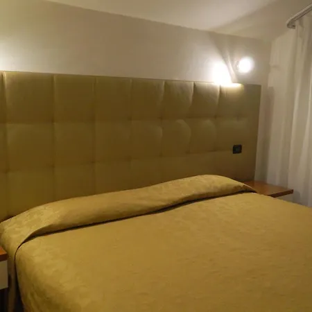 Roma 3*