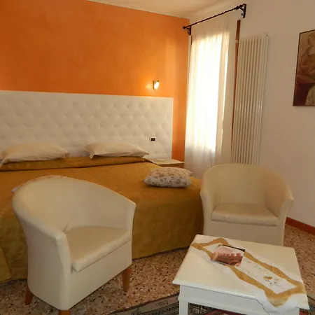 Roma Hotel
