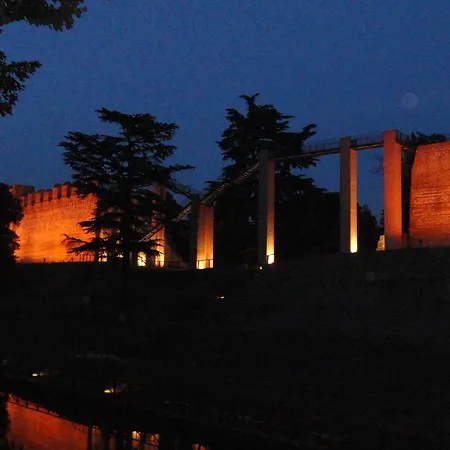 Roma