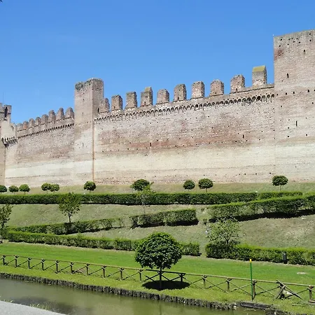 Hotel Roma 3*